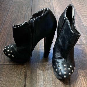 Black Platform Heels